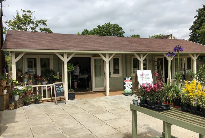 timber office in the garden