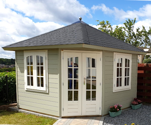 How To Upgrade Your Garden's Summer House For Year- ... in Roleystone Perth thumbnail